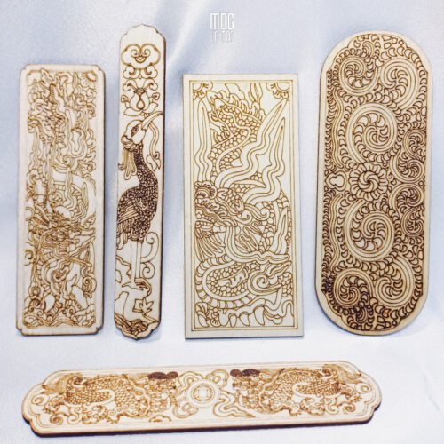 Kẹp sách gỗ Rồng Mây Đao Lửa Đại Việt - Lê Trung Hưng - Bookmark văn hoá truyền thống flywood cao cấp bền chắc