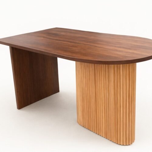 Bàn ăn oval gỗ tự nhiên